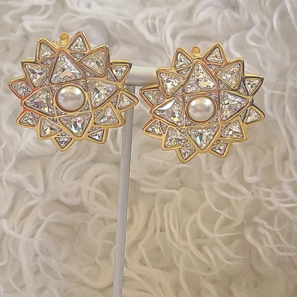 Gorgeous Swarovski Clip-on Faux Pearl and Crystal Earrings- Excellent Condition